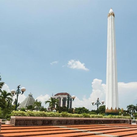 Hotel Sulawesi Gorontalo Surabaya Luaran gambar