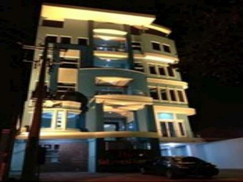 Hotel Sulawesi Gorontalo Surabaya Luaran gambar